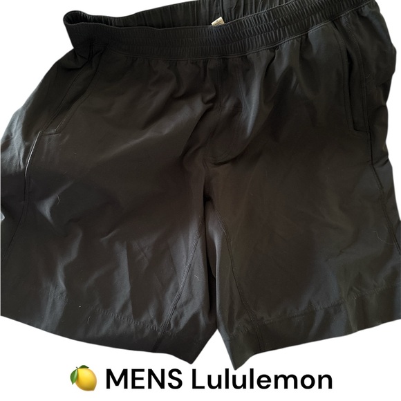 lululemon athletica Men's Black Shorts - Picture 1 of 1